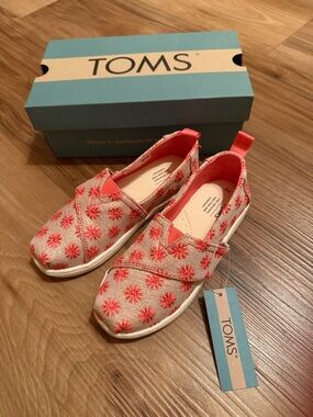 TOMS Kids Coral Twill Glimmer Tiny Alpargata